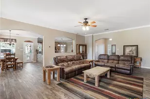 1010 Wild Flower, Floresville, TX 78114 - Photo 12