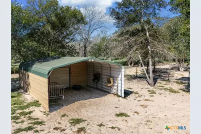 1010 Wild Flower, Floresville, TX 78114 - Photo 44