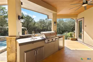 633 River Forest Dr, New Braunfels, TX 78132 - Photo 40