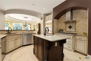 633 River Forest Dr, New Braunfels, TX 78132 - Photo 12