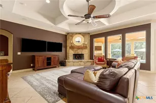 633 River Forest Dr, New Braunfels, TX 78132 - Photo 6