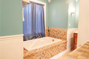 403 Oakside Dr, Victoria, TX 77905 - Photo 38