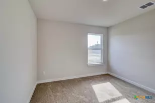 943 Cloudy Sky Rd, New Braunfels, TX 78130 - Photo 20