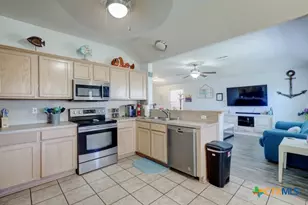 1530 Windy Oaks Dr, Aransas Pass, TX 78336 - Photo 8