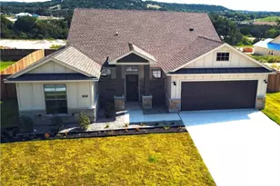 1454 Walker Pl Blvd, Copperas Cove, TX 76522 - Photo 1