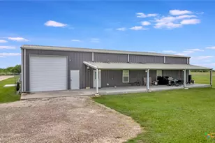 59 Leaning Oak Rd, Victoria, TX 77904 - Photo 4