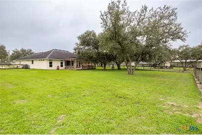 7134 Old Highway Road, Inez, TX 77968 - Photo 32