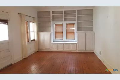1123 Coll Street, New Braunfels, TX 78130 - Photo 16