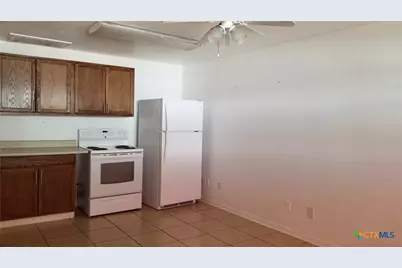 1123 Coll Street, New Braunfels, TX 78130 - Photo 20