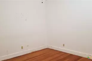 1123 W Coll St, New Braunfels, TX 78130 - Photo 12