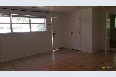 1123 Coll Street, New Braunfels, TX 78130 - Photo 18
