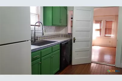 1123 Coll Street, New Braunfels, TX 78130 - Photo 14