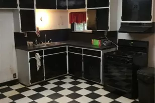 914 Macarthur St, Cuero, TX 77954 - Photo 16