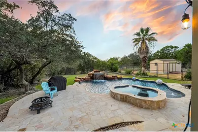 810 Bluff Ridge Court, New Braunfels, TX 78132 - Photo 38