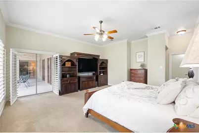 810 Bluff Ridge Court, New Braunfels, TX 78132 - Photo 34