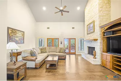 810 Bluff Ridge Court, New Braunfels, TX 78132 - Photo 12