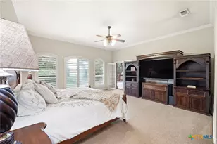 810 Bluff Ridge Ct, New Braunfels, TX 78132 - Photo 34