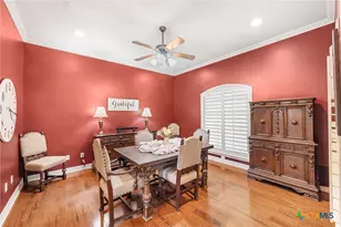 810 Bluff Ridge Ct, New Braunfels, TX 78132 - Photo 24