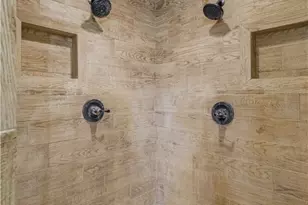 4526 State Hwy 111, Yoakum, TX 77995 - Photo 16