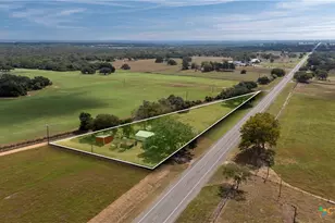 4526 State Hwy 111, Yoakum, TX 77995 - Photo 20