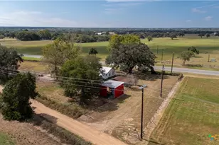 4526 State Hwy 111, Yoakum, TX 77995 - Photo 18