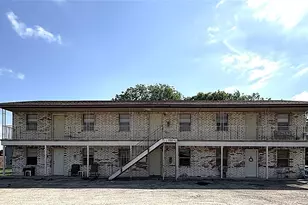 702 N 1st St, Copperas Cove, TX 76522 - Photo 1