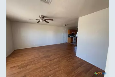 916 McDaniel Circle, Killeen, TX 76543 - Photo 4