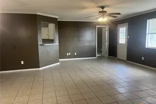 4303 Beach Ball Dr, Killeen, TX 76549 - Photo 2