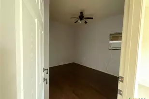 515 E French St, Cuero, TX 77954 - Photo 10