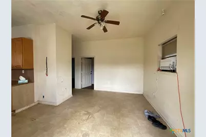 515 E French Street, Cuero, TX 77954 - Photo 12