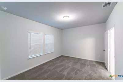 305 Jean Street, Seguin, TX 78155 - Photo 8