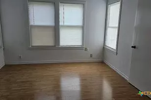 608 3rd St, Cuero, TX 77954 - Photo 6