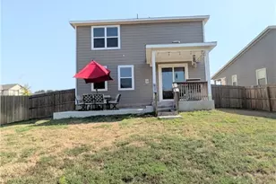 118 Canopy Oak Rd, New Braunfels, TX 78130 - Photo 18