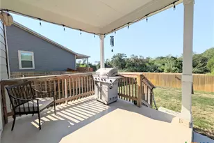 118 Canopy Oak Rd, New Braunfels, TX 78130 - Photo 16