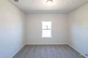 309 Ivy Roads, Seguin, TX 78155 - Photo 12