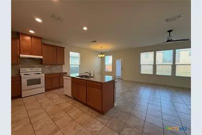 2007 Stepping Stone, New Braunfels, TX 78130 - Photo 8