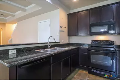 1125 Brown Rock Drive, New Braunfels, TX 78130 - Photo 10