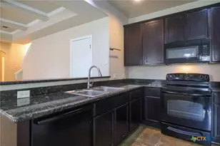 1125 Brown Rock Dr, New Braunfels, TX 78130 - Photo 10