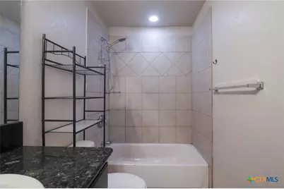 1125 Brown Rock Drive, New Braunfels, TX 78130 - Photo 18