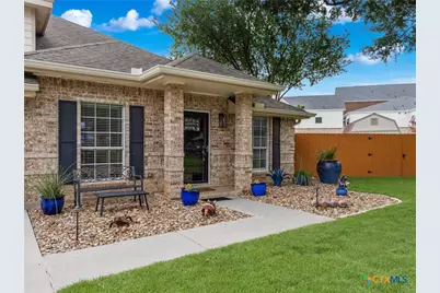 1832 Sunnybrook Drive, New Braunfels, TX 78130 - Photo 8