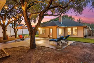 1832 Sunnybrook Dr, New Braunfels, TX 78130 - Photo 44