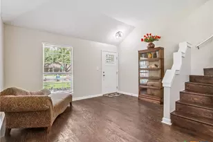 1832 Sunnybrook Dr, New Braunfels, TX 78130 - Photo 10