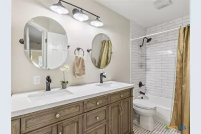 1832 Sunnybrook Drive, New Braunfels, TX 78130 - Photo 16