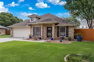 1832 Sunnybrook Dr, New Braunfels, TX 78130 - Photo 6