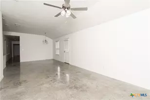 1004 Barbara Jordan St, Killeen, TX 76543 - Photo 2