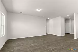 2431 Winding Creek Rd, Kyle, TX 78640 - Photo 6