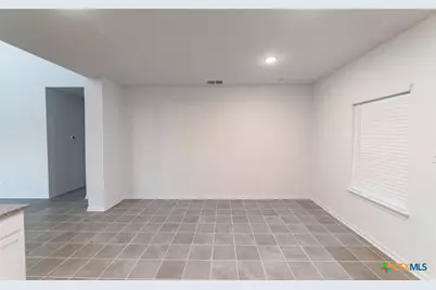 413 Tim's Way, Seguin, TX 78155 - Photo 8