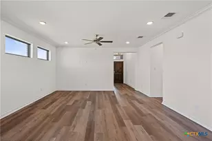 414 Stonehouse Ln, Temple, TX 76502 - Photo 10