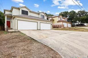 825 Sagewood Trail, San Marcos, TX 78666 - Photo 2