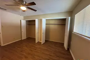 813 Burges St, Seguin, TX 78155 - Photo 12